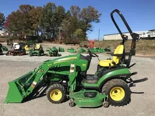 2019 John Deere 1025R