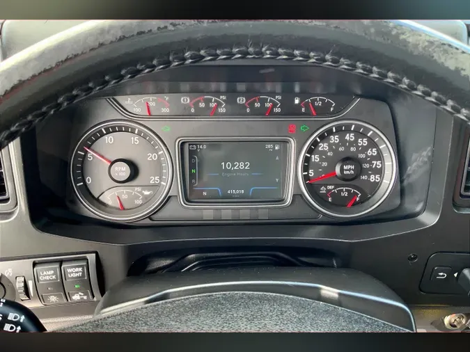 2021 INT LT625 6x4