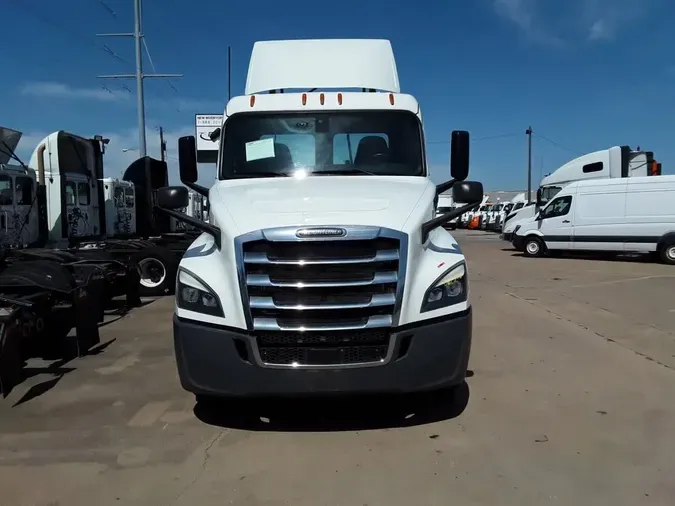 2019 FREIGHTLINER NEW CASCADIA PX12664