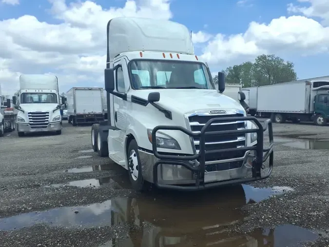 2021 FREIGHTLINER/MERCEDES NEW CASCADIA PX12664
