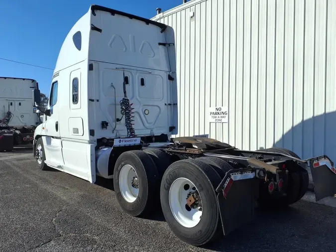 2019 FREIGHTLINER/MERCEDES CASCADIA 125