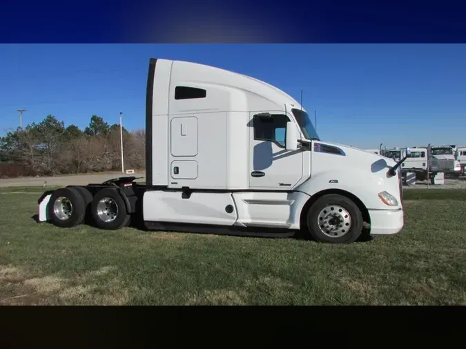 2021 Kenworth T680