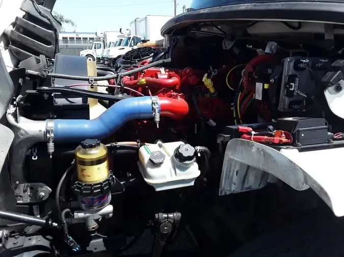 2019 FREIGHTLINER/MERCEDES M2 106