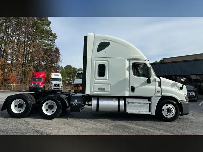 2020 FREIGHTLINER CASCADIA