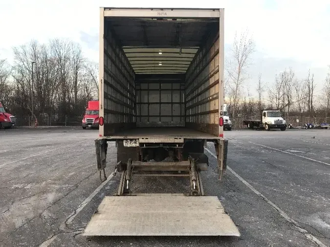 2019 Freightliner M2