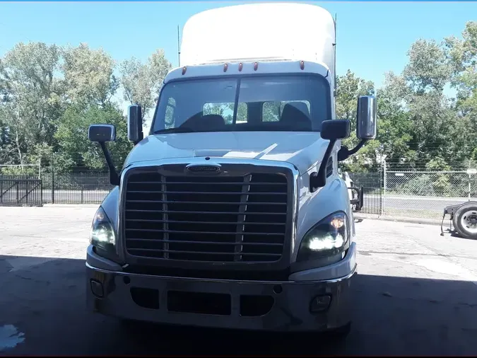 2017 FREIGHTLINER CASCADIA 113
