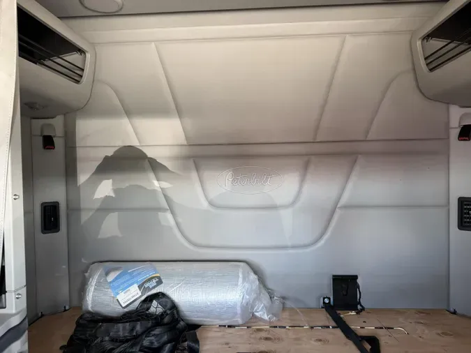 2021 Peterbilt 567