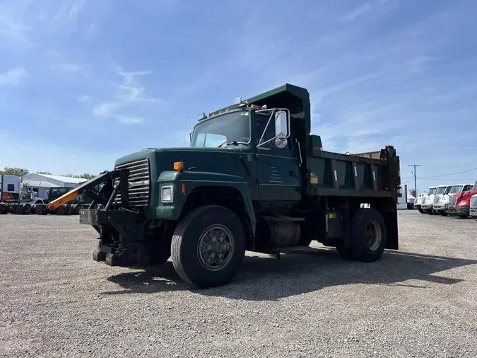 1997 Ford L8000