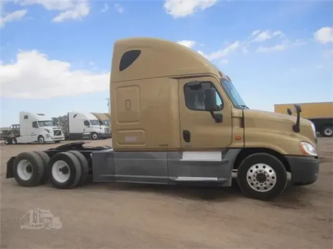 2018 FREIGHTLINER CASCADIA 125