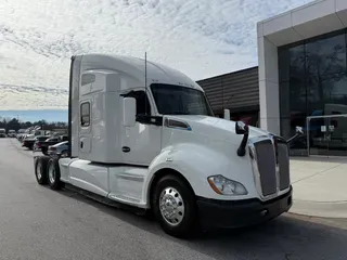 2022 Kenworth T680