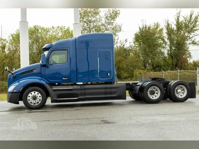 2022 PETERBILT 579