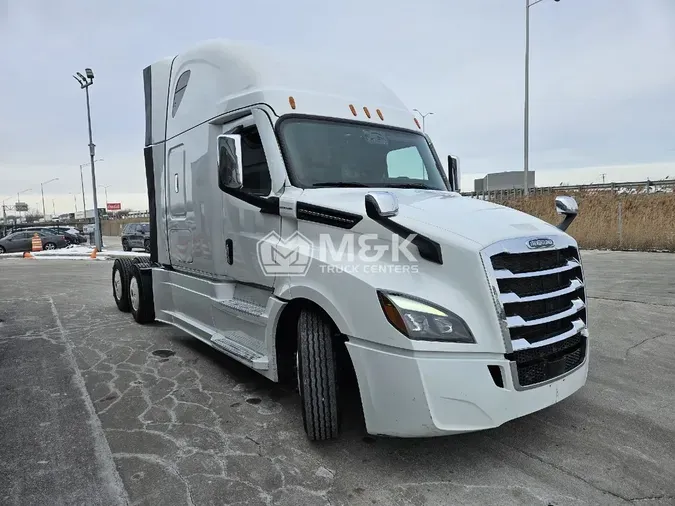 2023 FREIGHTLINER Cascadia 126