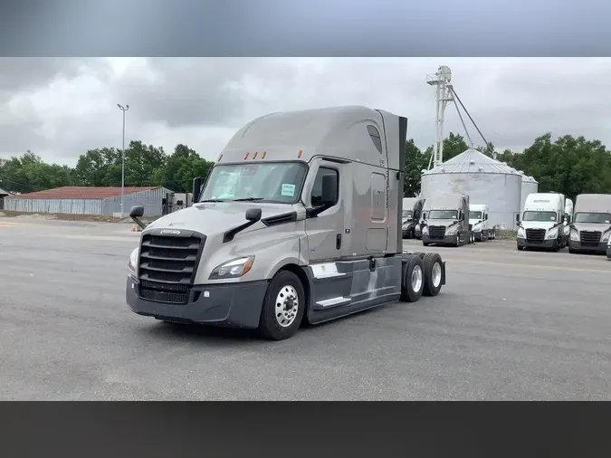 2023 Freightliner Cascadia 1261b7ba846b784f8573e2d96381d3fd00d