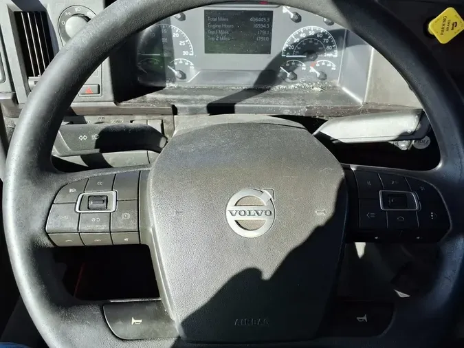 2020 VOLVO VNR64T-6401b7e8147dfdca11b3f503eb8a23137c8