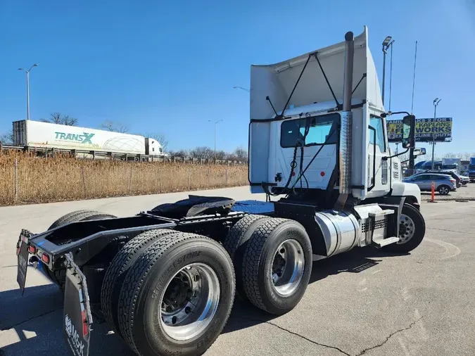 2019 MACK ANTHEM AN64T