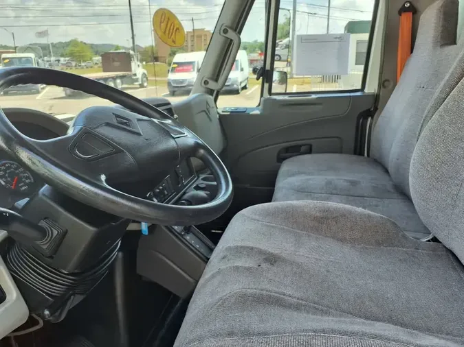 2019 NAVISTAR INTERNATIONAL 4300