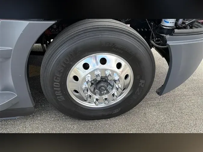 2023 FREIGHTLINER CA126