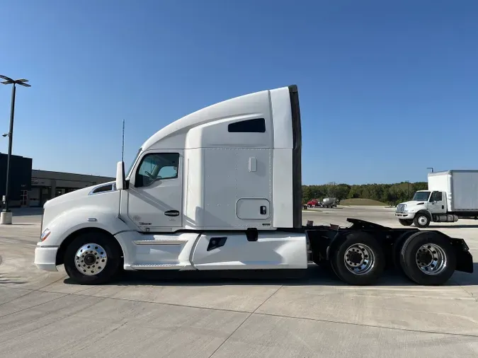 2021 Kenworth T680