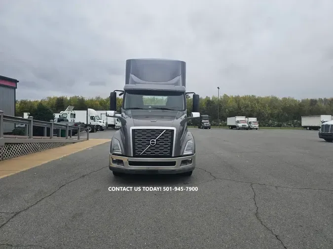 2019 VOLVO VNL42T 300