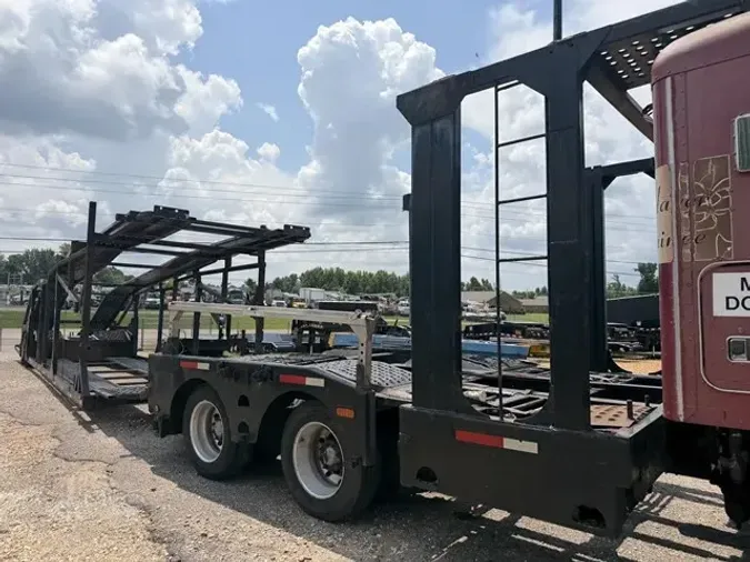 1998 PETERBILT 385