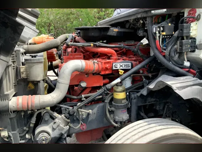 2022 INT LT625 4x2