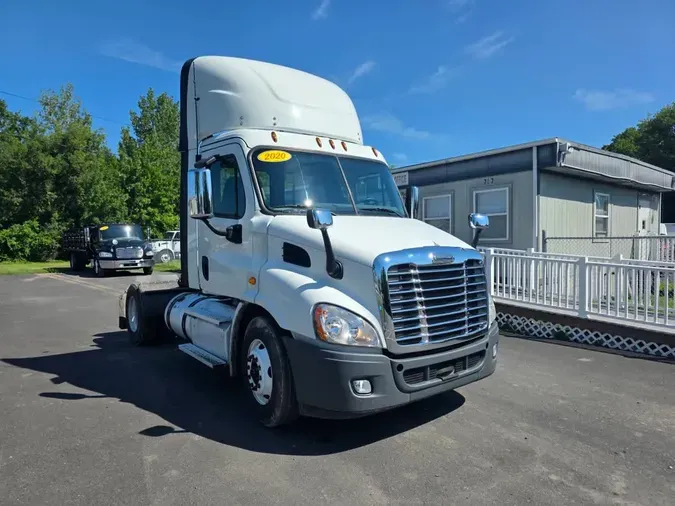 2020 FREIGHTLINER/MERCEDES CASCADIA 1131b8746b9c329f917d10979a2719e2713