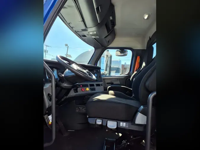 2019 FREIGHTLINER/MERCEDES NEW CASCADIA PX126641b87e2bfc9d68542cbef576c4ae1b9c3