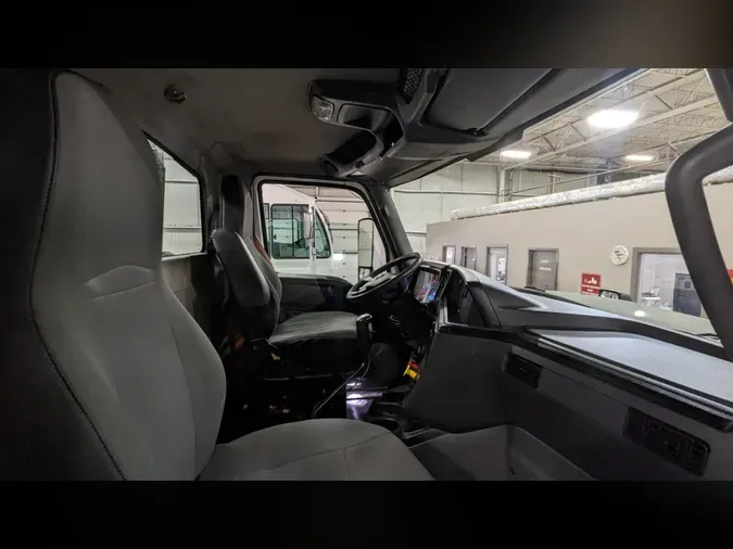 2020 International LT625
