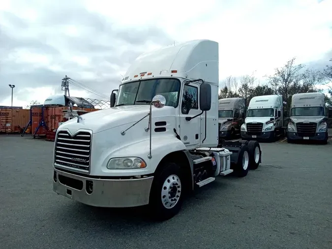 2018 Mack CXU (PINNACLE)