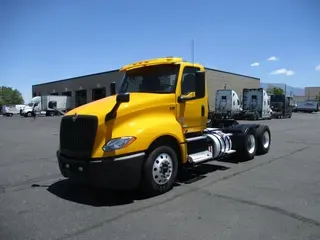 2020 NAVISTAR INTERNATIONAL LT625 DAYCAB T/A