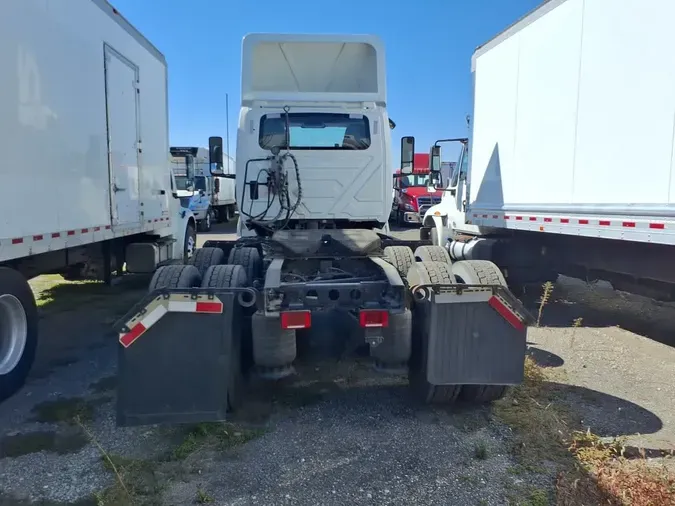 2019 NAVISTAR INTERNATIONAL LT625 DAYCAB T/A