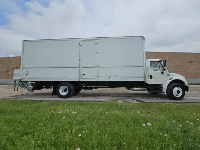 2020 Freightliner Business Class M2 106