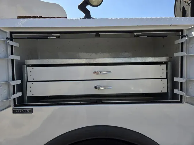 2011 Hino 268A