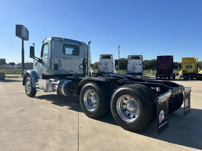 2022 Peterbilt 567