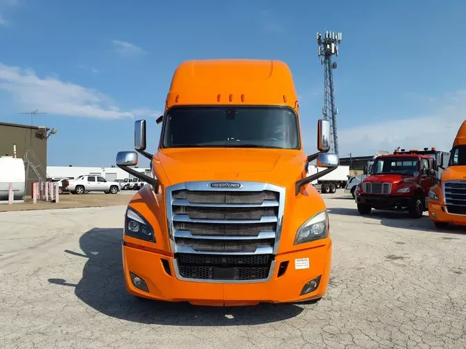 2019 FREIGHTLINER NEW CASCADIA PX12664