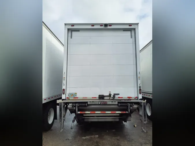 2019 FREIGHTLINER/MERCEDES M2 106