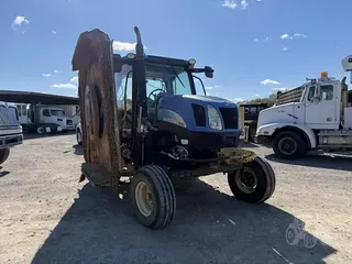 2013 NEW HOLLAND T6050