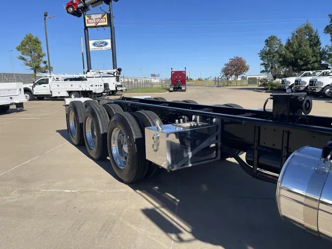 2014 Peterbilt 3651b9d06c2eff9770edeff6611c9677bab