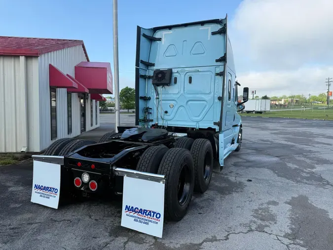 2023 FREIGHTLINER CASCADIA 126