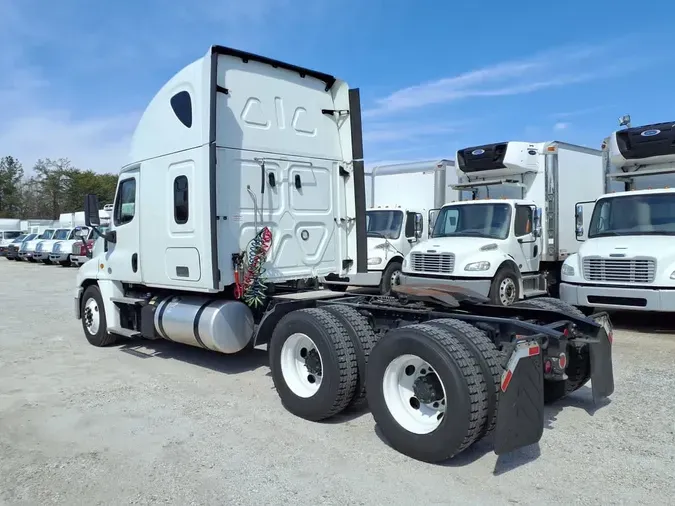 2020 FREIGHTLINER/MERCEDES CASCADIA 125