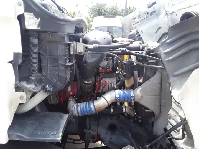 2015 FREIGHTLINER/MERCEDES CASCADIA 113