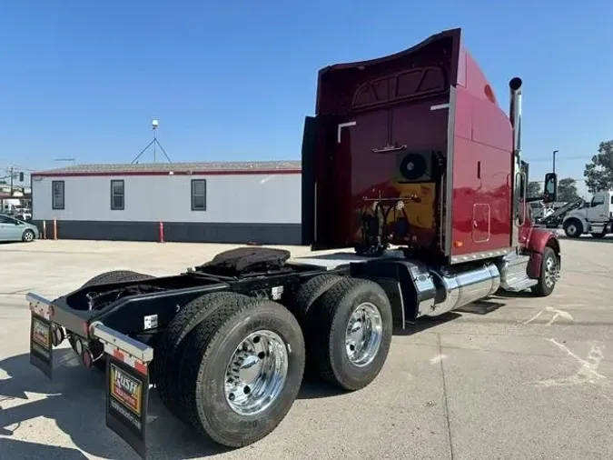 2022 Peterbilt 5671ba6fa3a9707fad65cb482b9888f966a
