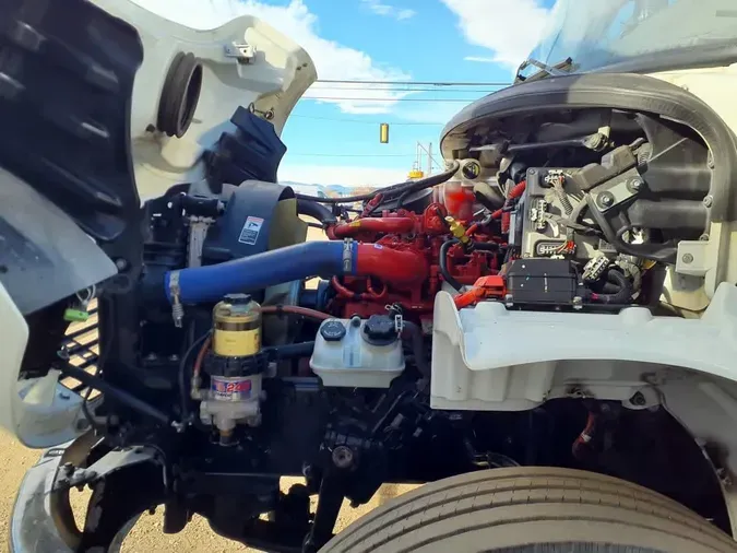 2022 FREIGHTLINER/MERCEDES M2 106