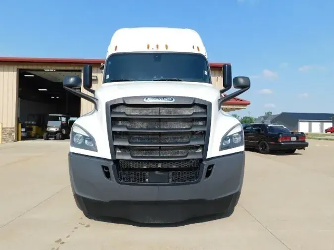 2018 Freightliner New Cascadia 126