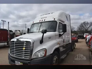 2017 FREIGHTLINER CASCADIA 125