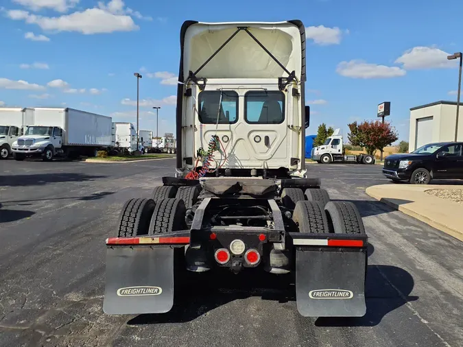 2019 FREIGHTLINER/MERCEDES NEW CASCADIA PX12664