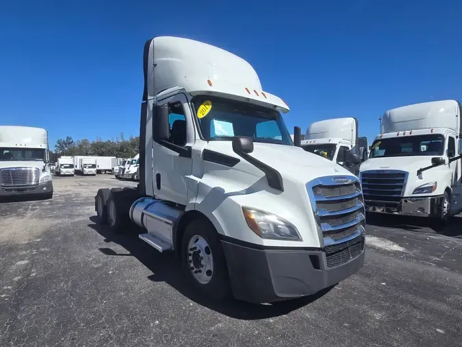 2019 FREIGHTLINER/MERCEDES NEW CASCADIA 1161bb36bc4e9b885022aef8c6985e265c4
