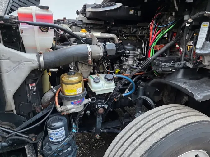 2019 FREIGHTLINER/MERCEDES CASCADIA 1251bb7aa3cdd4192ec6c1448b930618dac