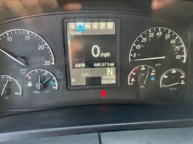 2023 Freightliner Cascadia1bbb9cbfecfee1d694c59e62c1a3aebb