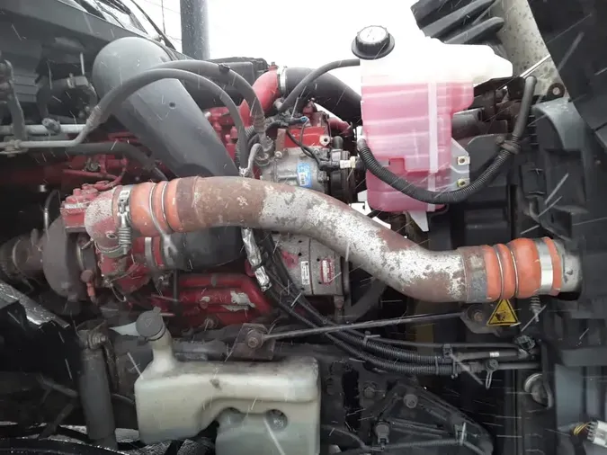 2019 NAVISTAR INTERNATIONAL LT625 DAYCAB T/A